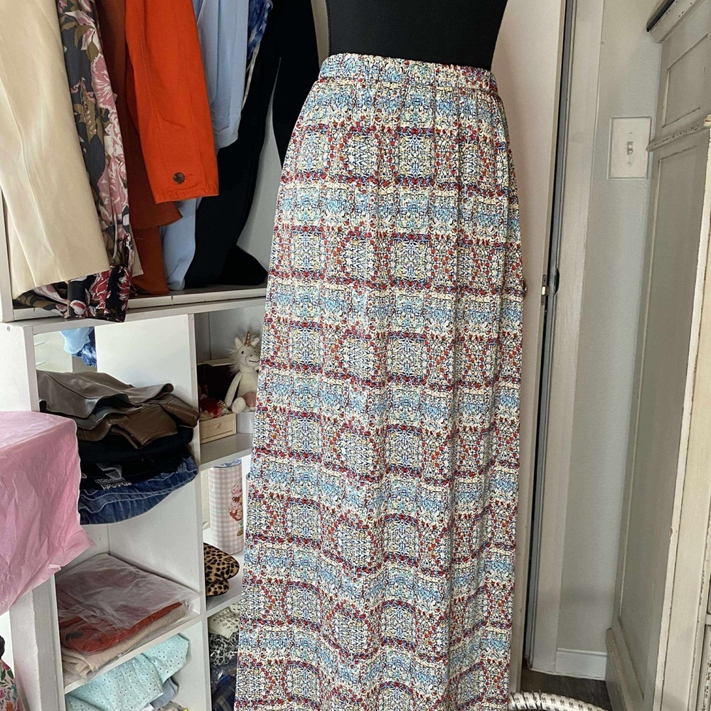 La Hearts Red and Blue Patterned Maxi Skirt